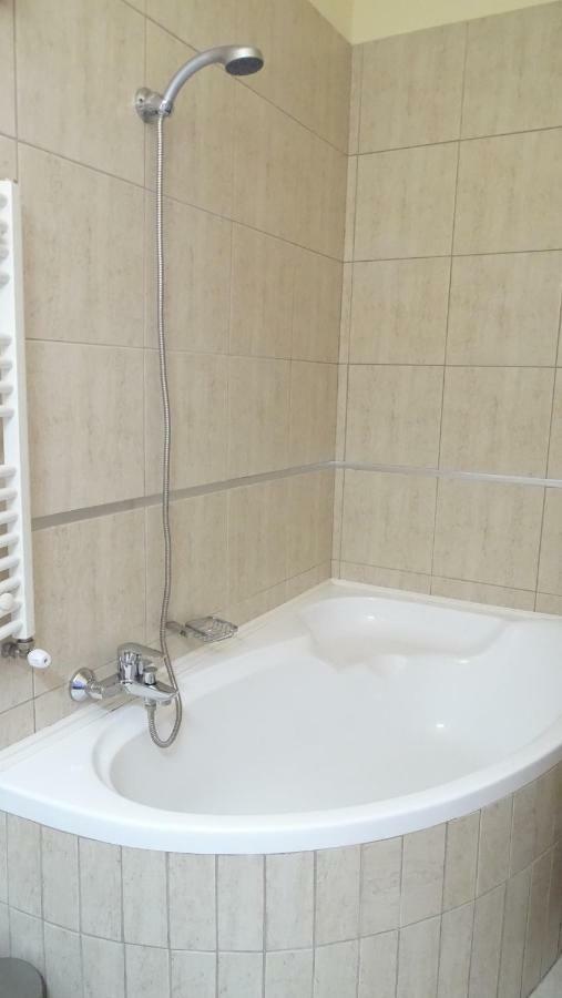 Casa Elysee Hotel Déva Kültér fotó